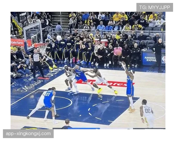 拉拽球衣犯规的判罚标准到底有多严格？裁判尺度全解析